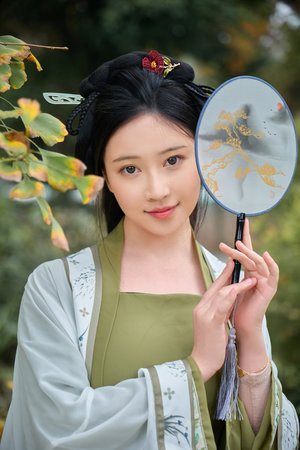 吻胸摸全身视频