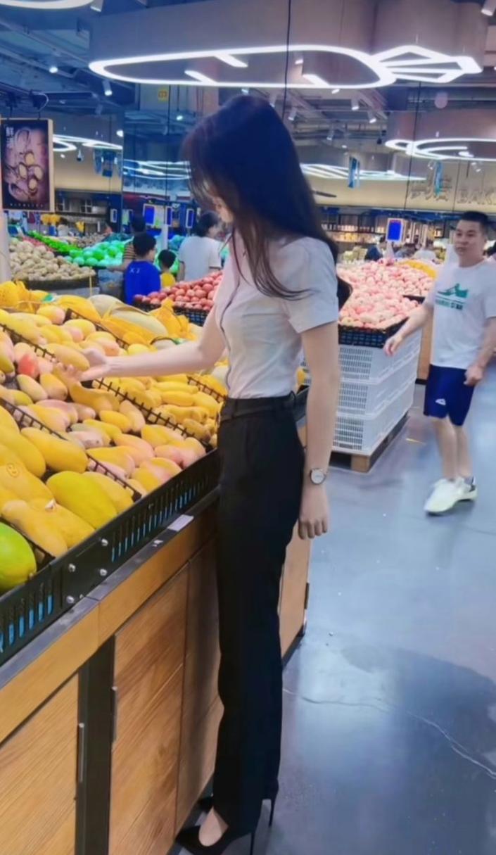 农村寡妇一级毛片